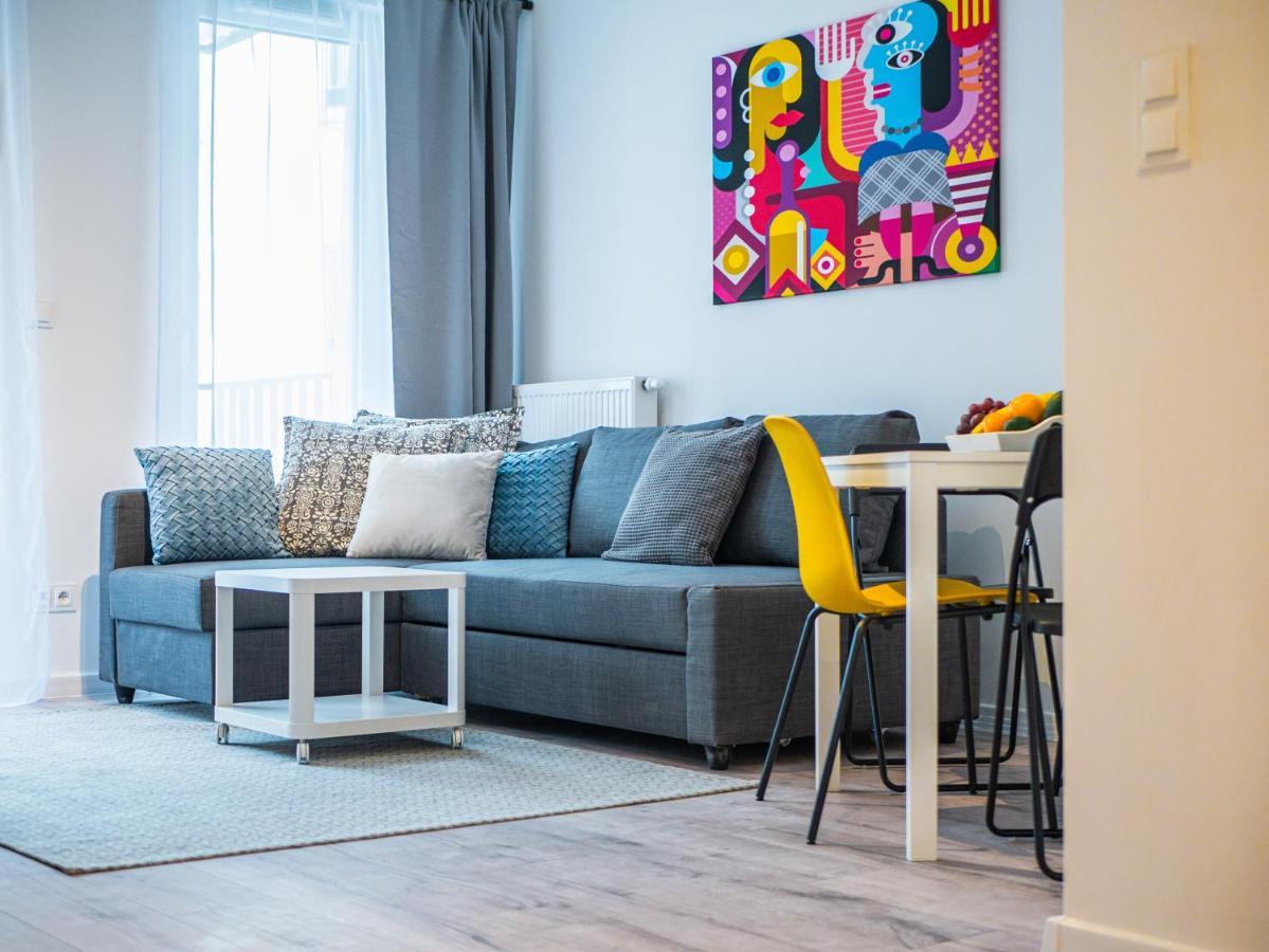 Apartamenty Homely Place Blisko Starego Rynku - Parking Poznań Exterior foto