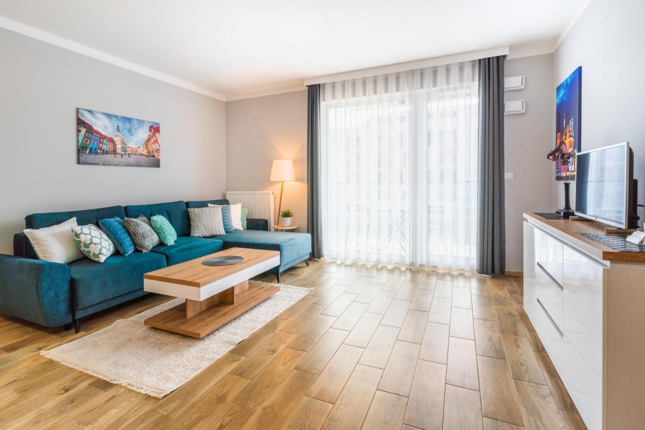 Apartamenty Homely Place Blisko Starego Rynku - Parking Poznań Exterior foto